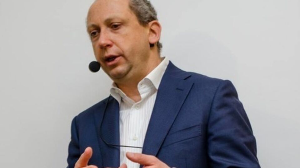 Рабинович: Вы когда-нибудь видели, как когда-то восьмая по величине экономика в мире сжималась до условно сороковой в кратчайшие сроки?