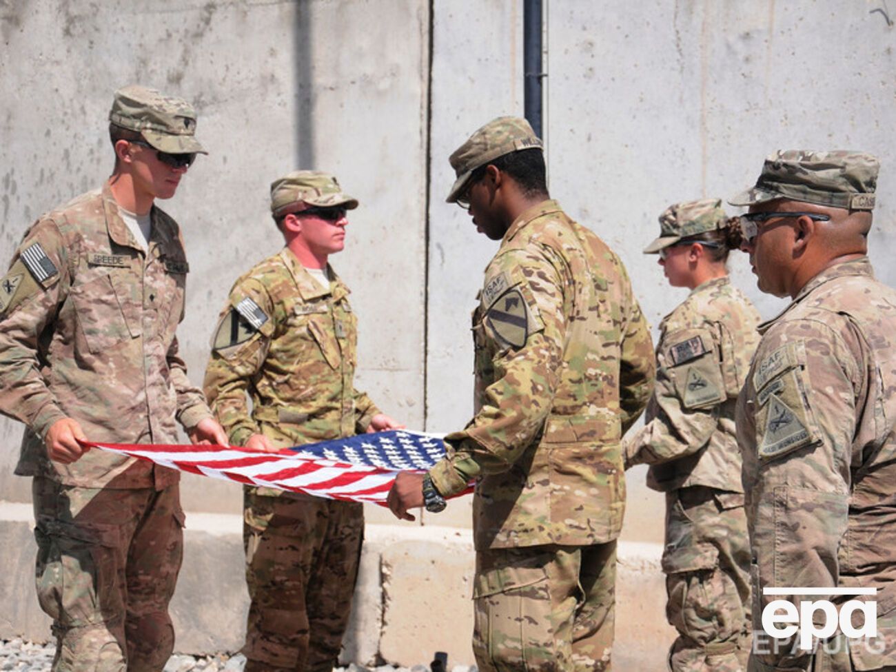 Военные США останутся в Афганистане, заявил Обама