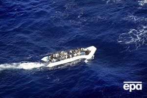 Лодка, на которой мигранты пытались доплыть до Греции, затонула после столкновения с патрульным катером