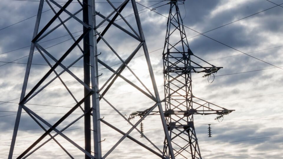 Электрики не могут начать восстановление линий электропередач на оккупированной территории Донбасса