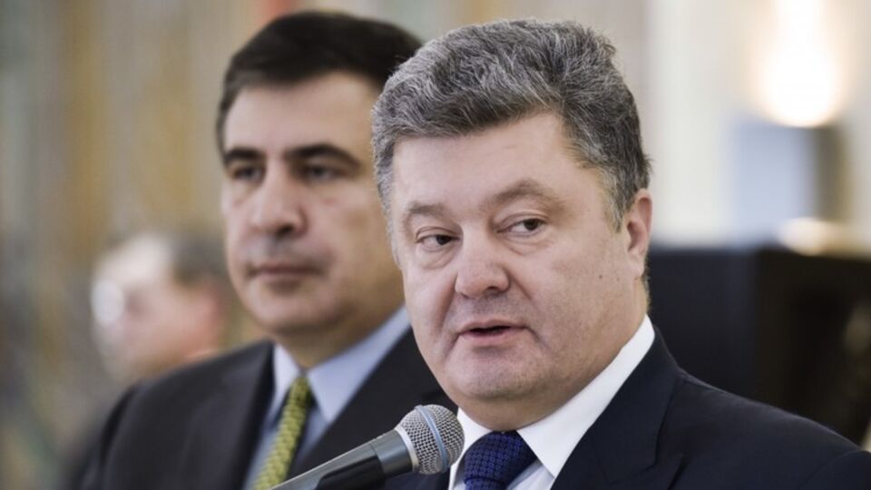 Порошенко: Центр админуслуг будет центром встречи государства, которое изменилось и которое любит своих граждан, и граждан, которые любят свое государство