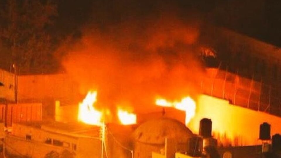 Фотографии пожара в гробнице Иосифа появились в социальных сетях