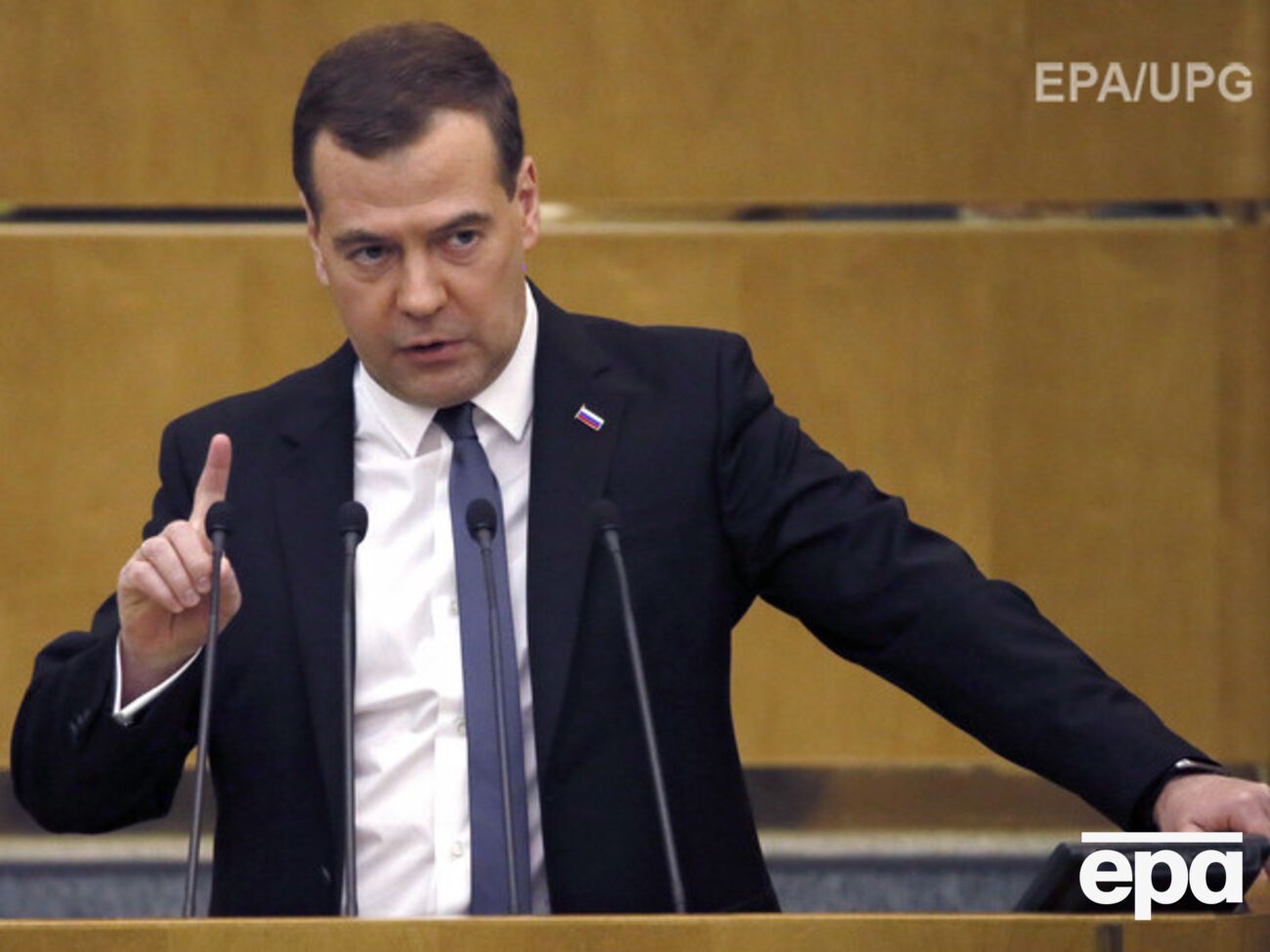 Медведев назвал позицию США "близорукой"