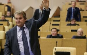 Госдума разрешила взять Пономарева под стражу