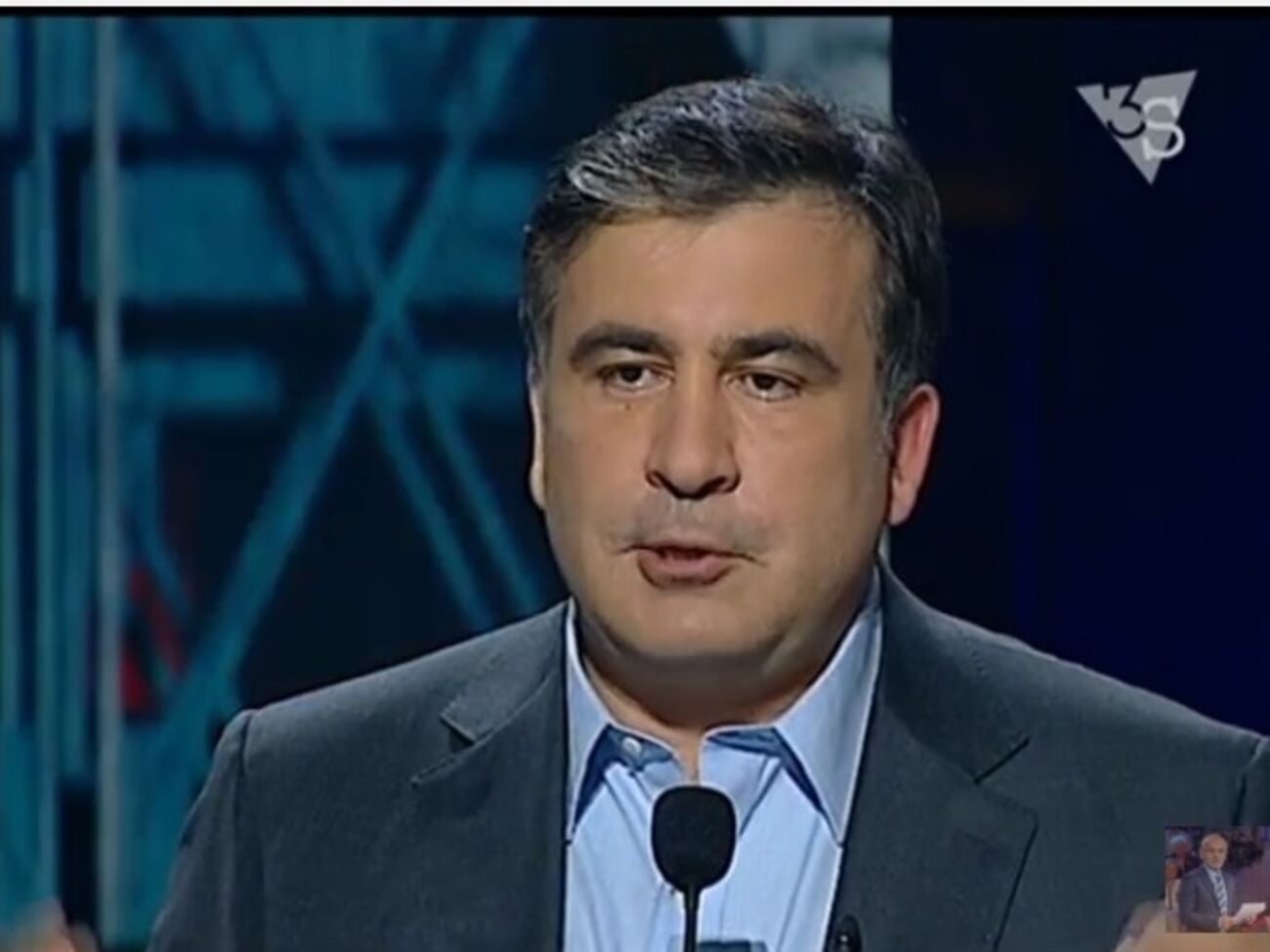 Саакашвили: Кандидаты&nbsp;избираются, а потом за следующие четыре года они должны себе забрать земли, которые еще остались. Это обычная технология