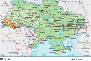 На карте издательства Larousse полуостров Крым снова стал украинским