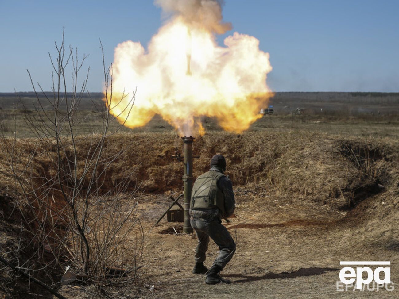Россия должна заставить боевиков вовремя начать отвод вооружений калибром менее 100 мм, заявил Селезнев