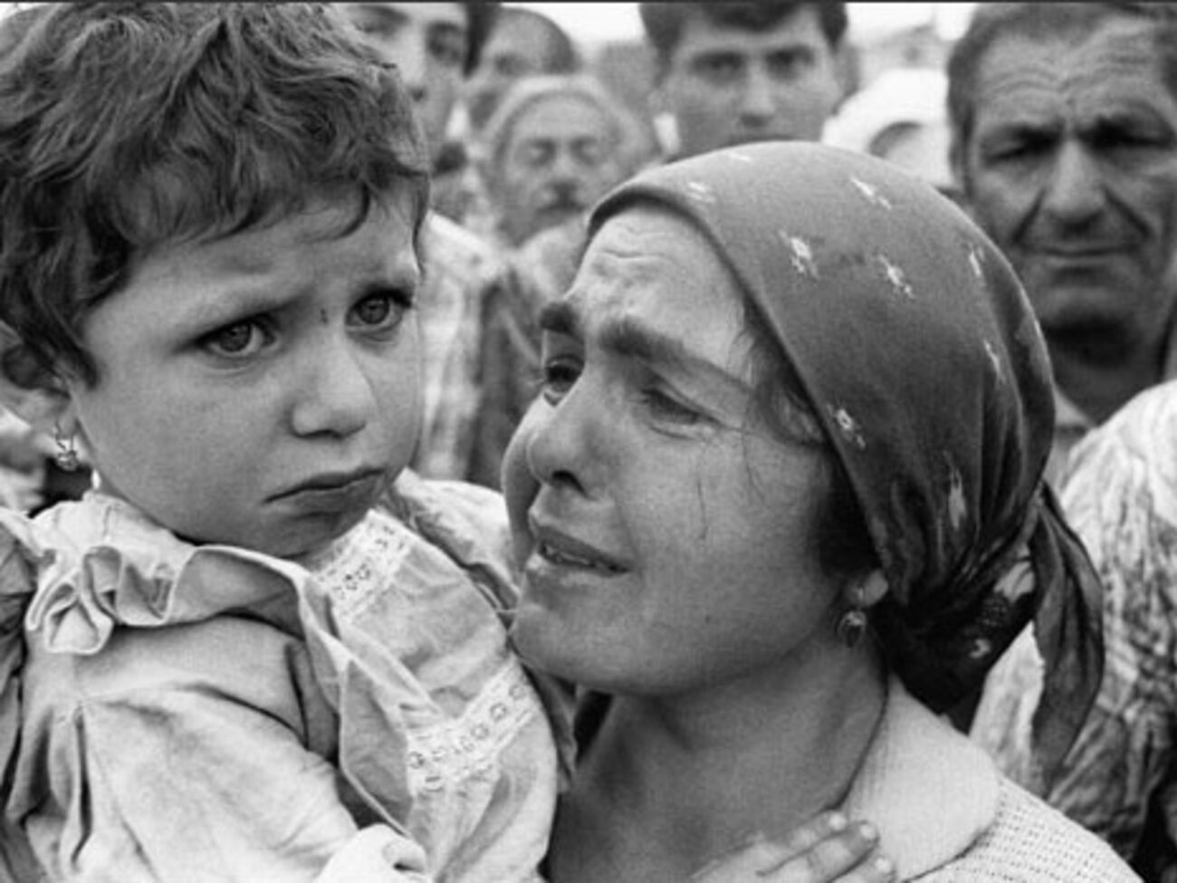 После событий 1989 года в Ферганской долине в Украину переселились 677 семей турок-ахыска