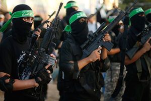 Террористы ИГИЛ открыли стрельбу на улице города Сейхат