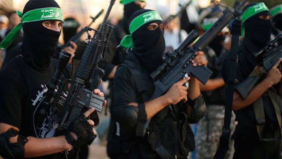 Террористы ИГИЛ открыли стрельбу на улице города Сейхат