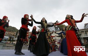 В столице Грузии отмечают традиционный народный праздник "Тбилисоба"