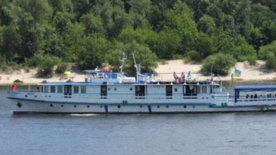 Сотрудники ГСЧС Украины в Киевской области осуществляют поисково-спасательные работы