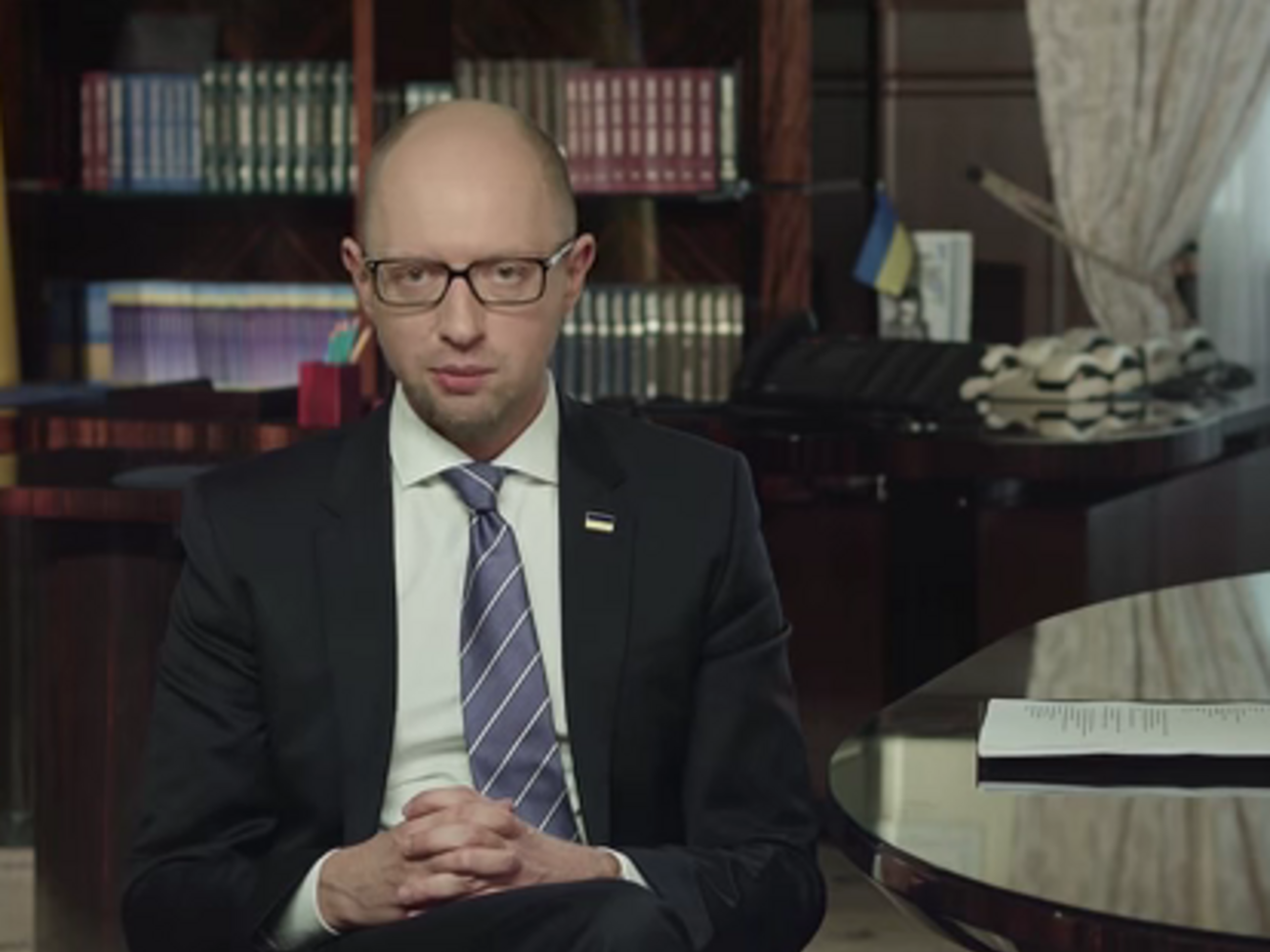 Яценюк &ndash;&nbsp;украинцам: В рамках&nbsp;бюджетной децентрализации масса финансового ресурса была передана вниз. Вы должны требовать от местной власти подотчетности и прозрачности использования этих средств