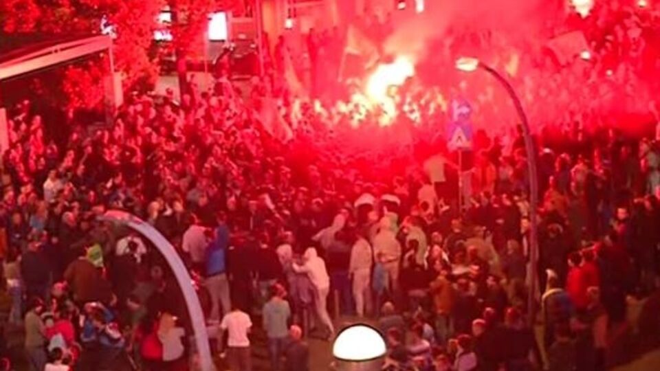 Массовые беспорядки в Черногории: протестующие требуют отставки правительства