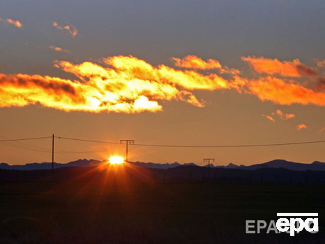 Следующим летом в Крыму собираются обходиться без украинского электричества и с веерными отключениями
