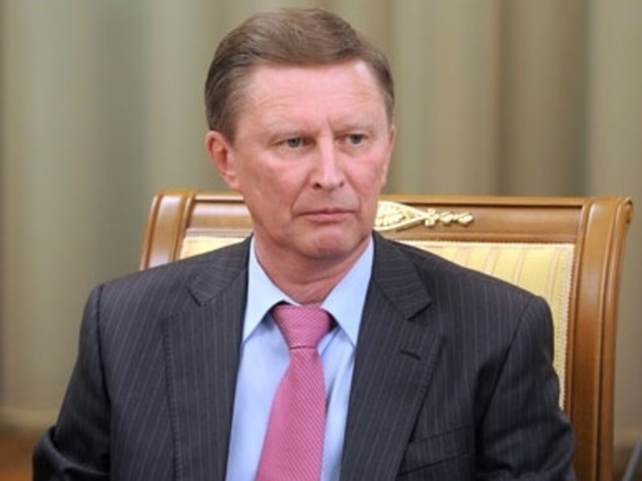 Глава российской администрации президента не считает изоляцию России международной