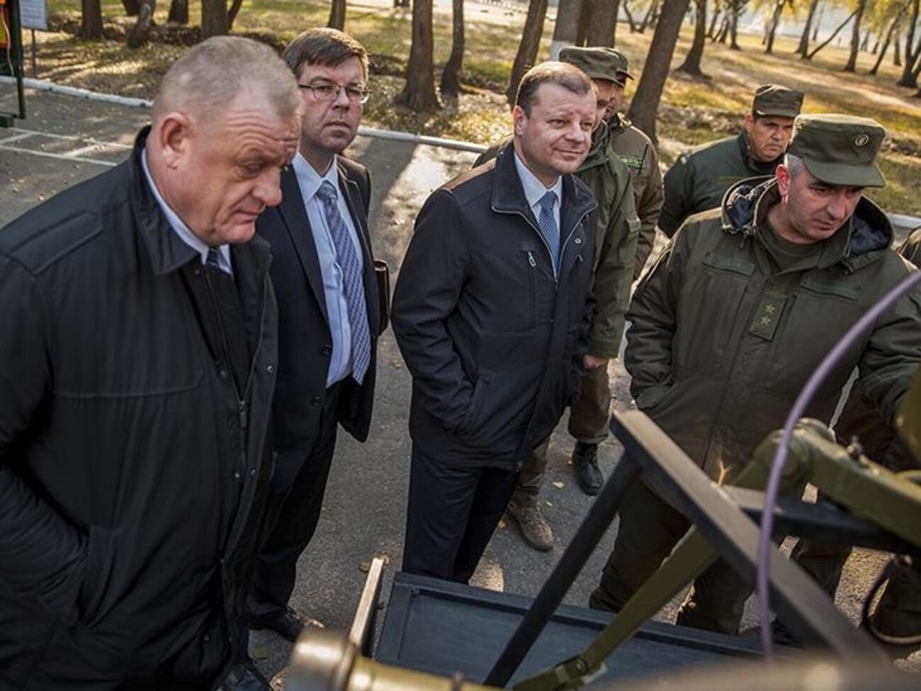 Делегатам МВД Литвы продемонстрировали современные образцы военной техники из арсенала Нацгвардии. Фоторепортаж
