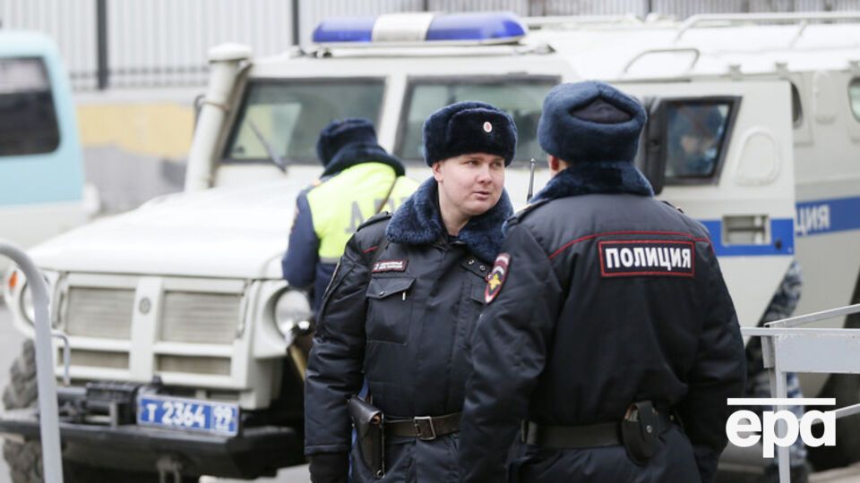 Российская полиция ищет бизнесмена, подозреваемого в убийстве четверых человек