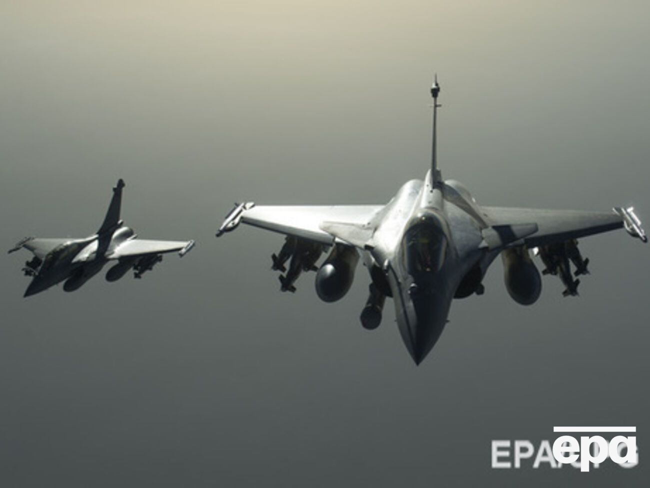 В минобороны РФ утверждают, что российская авиация нанесла точные авиационные удары по 12 объектам ИГИЛ в Сирии&nbsp;