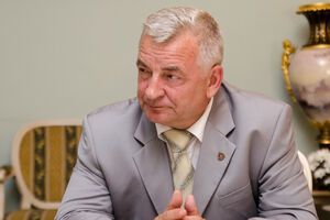 В мае 2014 года Кабмин назначил Мехеда заместителем министра обороны Украины – руководителем аппарата