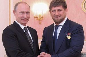 По словам Кадырова, чеченцы еще в 1999 дали клятву бороться против террористов, "где бы они ни находились"