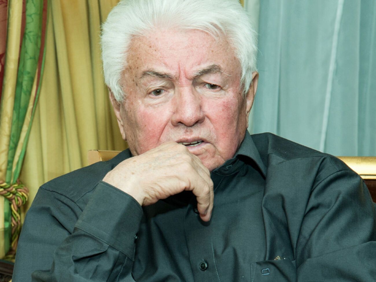 Войнович о российских войсках в Сирии: Украинцы должны быть довольны, что Путин занялся другими