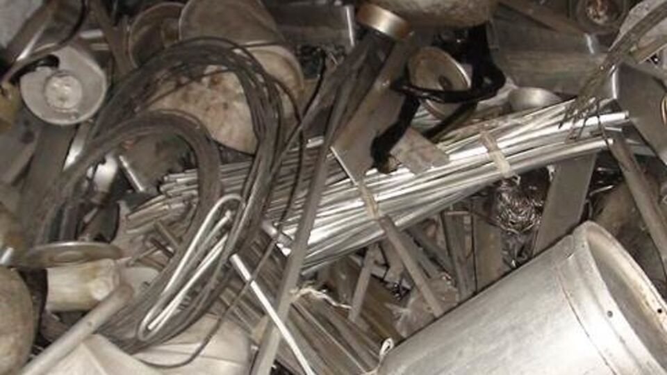 У мародеров изъяли троллейбусные провода, оборудование с распределительных электрических подстанций и другие элементы инфраструктуры