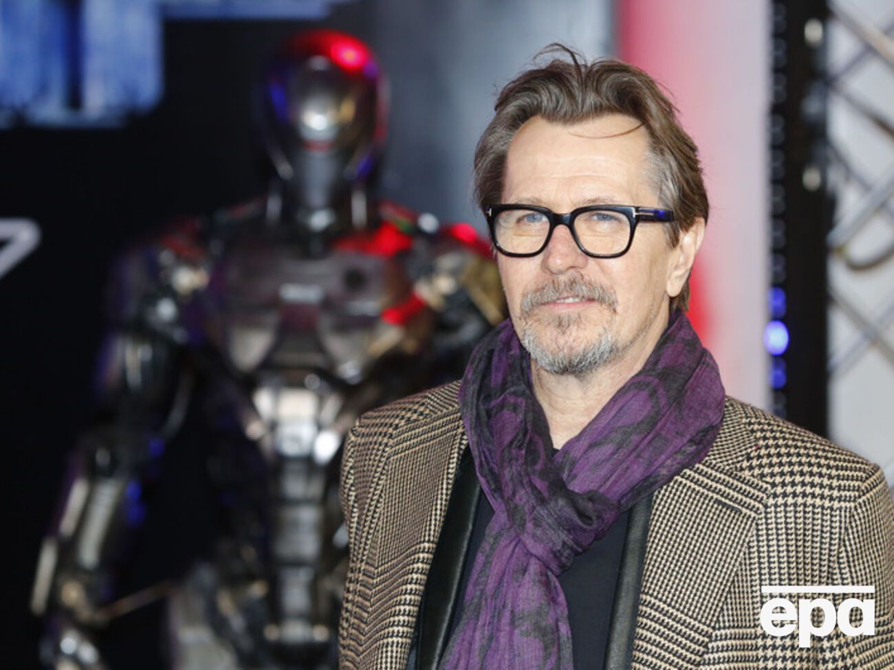 Олдман не собирается больше жениться