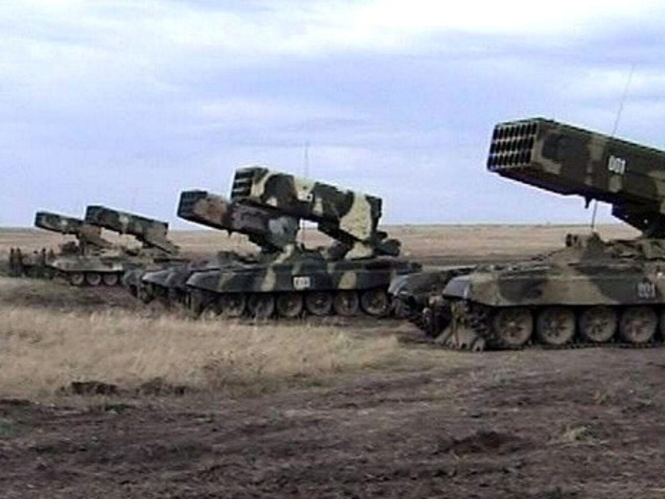 "Буратино" оснащена термобарическими боеголовками, которые с помощью горючей жидкости поражают цели