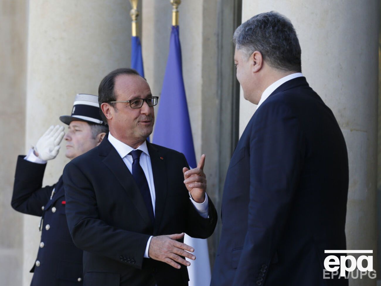 Олланд заявил, что выборы на Донбассе должны пройти по украинским законам