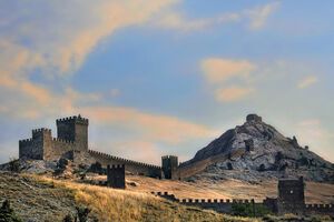 Крепость в городе Судак, построенная генуэзцами в конце VII века