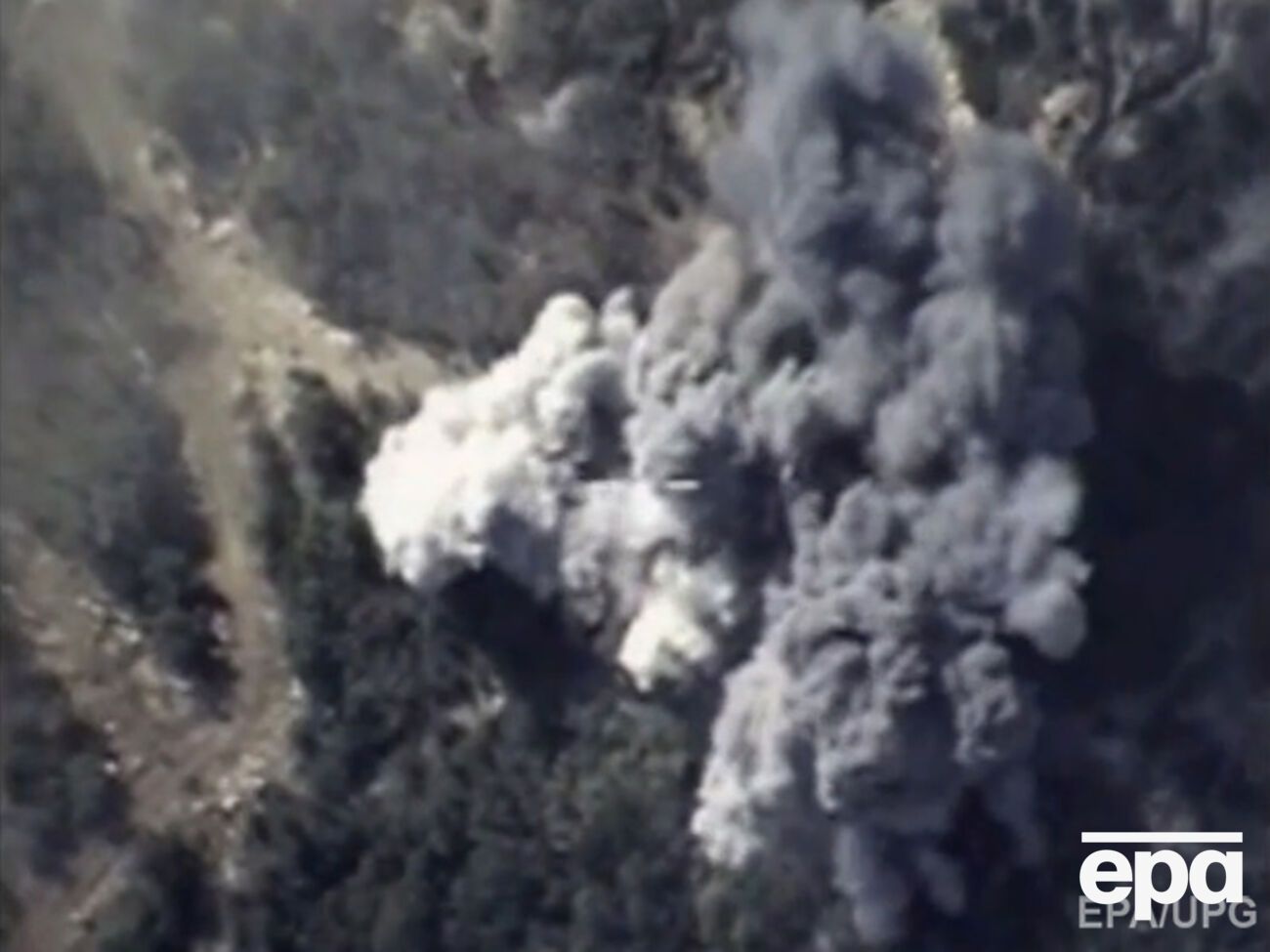 Правозащитники уверяют, что ВВС РФ наносили удар именно по группировке оппозиции