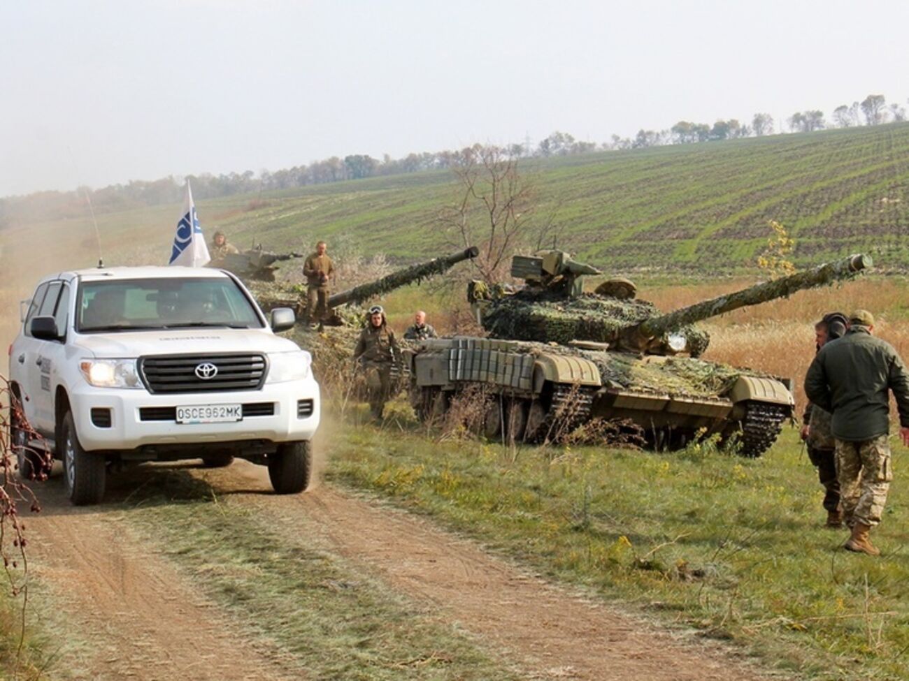 На артемовском направлении ВСУ отводят танки