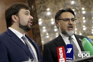 В Минске с участием боевиков начала работу контактная группа. На фото – Денис Пушилин и Владислав Дейнего