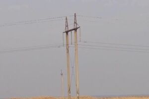 Электроопоры, поврежденные взрывом