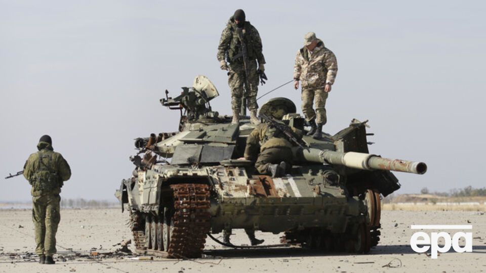 Анонимный российский военный заявил, что боевики на Донбассе не продержались бы и месяца без помощи РФ