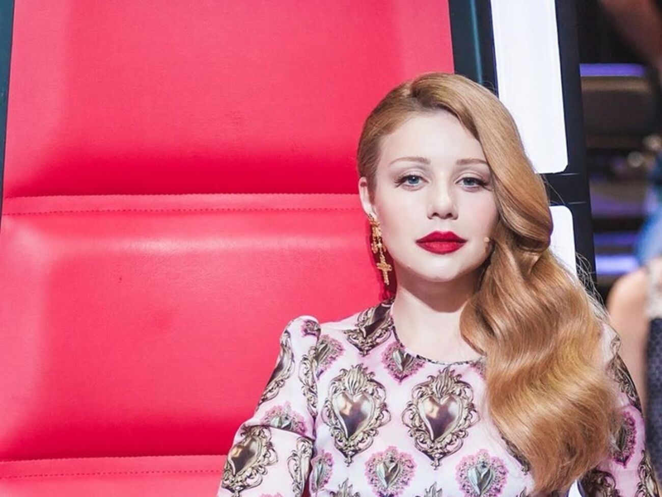 Тину Кароль для Elle снимал японский фотограф Кинья