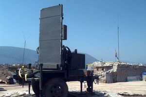 Радарная система AN/TPQ-36 позволяет немедленно и точно определять местоположение артиллерии врага на карте