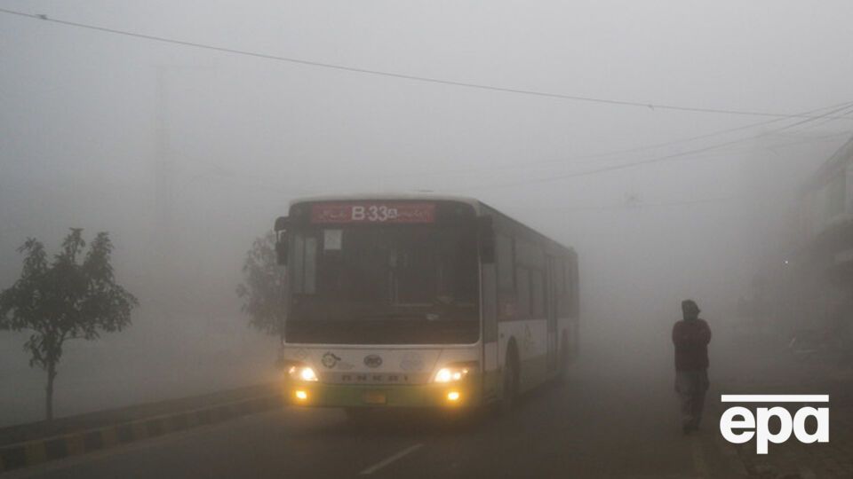 В результате дорожно-транспортного происшествия погибли 15 человек, еще более 30 получили ранения