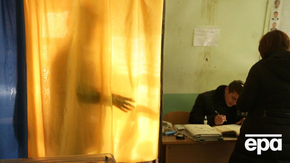 Лещенко: Информационное агентство опубликовало фейковую новость о выборах со ссылкой на несуществующую социологическую службу