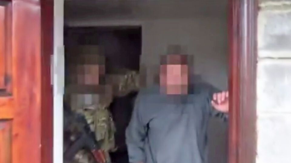 Задержанный информатор боевиков раньше работал в Госавтоинспекции