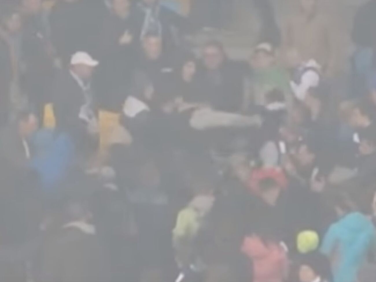 В Киеве избили четырех темнокожих болельщиков "Челси"