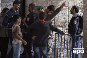 С середины сентября проход на Храмовую гору в Иерусалиме для мужчин-мусульман моложе 50 лет был закрыт