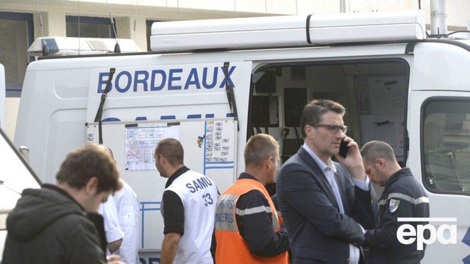 Выживших в аварии доставили в госпиталь Бордо