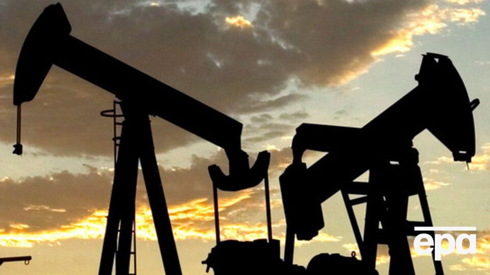 Боевики зарабатывают до $50 млн в месяц на нефтедобыче