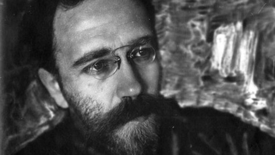 Лев Каменев (1883–1936). Революционер, партийный и государственный деятель, соратник Ленина. Первый глава советского государства. В 1936 году осужден по делу "Троцкистско-зиновьевского центра" и расстрелян. Реабилитирован в 1988 году