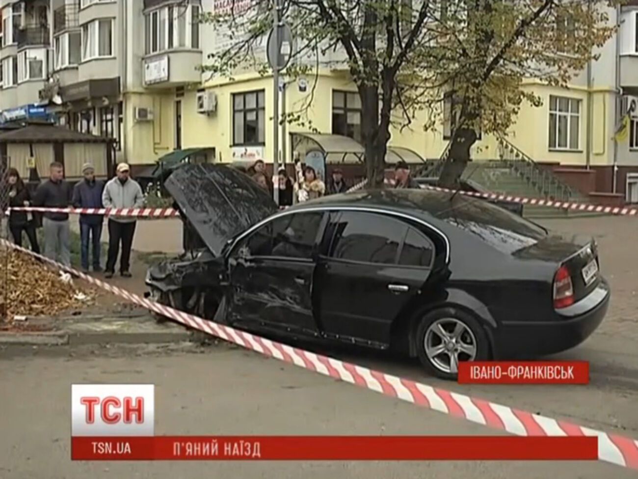 Нетрезвого подполковника остановило только второе столкновение