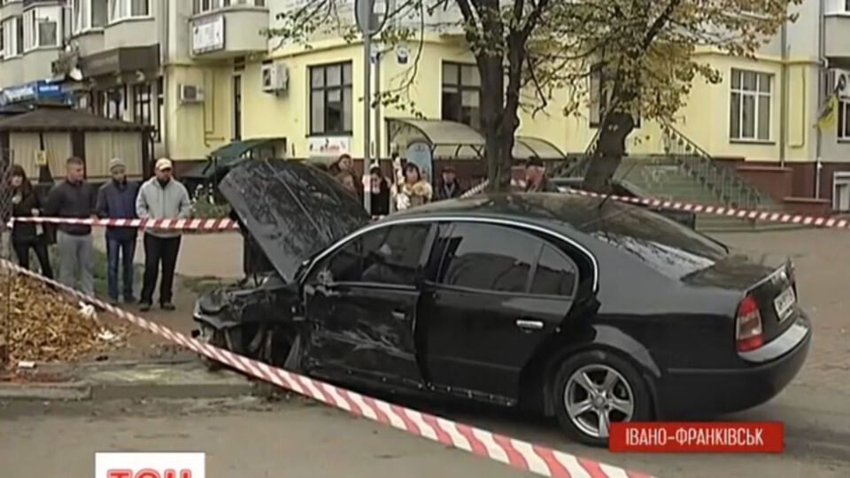 Нетрезвого подполковника остановило только второе столкновение