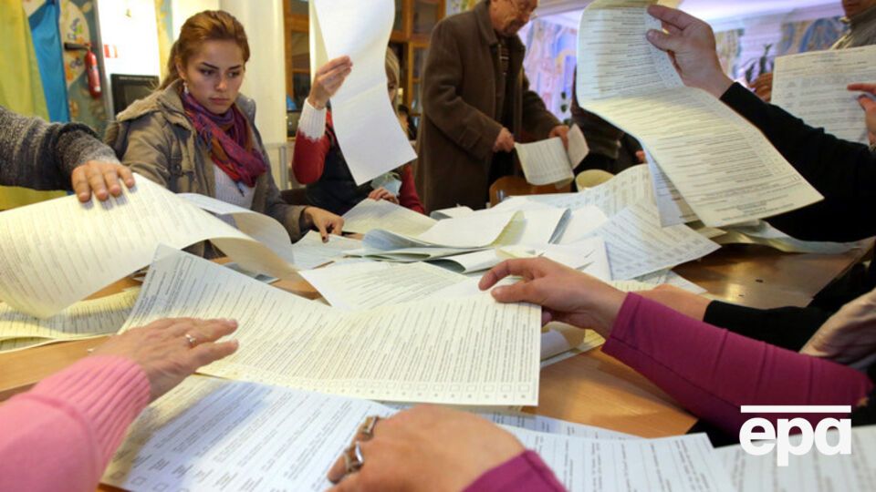 Мариупольский горизбирком обнаружил ошибки в перепечатанных бюллетенях