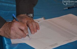 Выборы под Мариуполем проходят без происшествий
